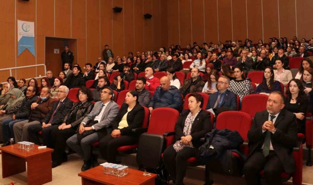 ESOGÜ Eğitim şehitlerini andı
