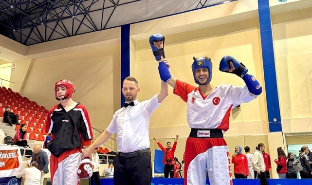 ETÜ Kick Boks Türkiye Şampiyonasına damga vurdu