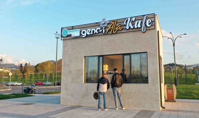 Genc-i Âlâ Kafe Başiskele Millet Bahçesi'nde
