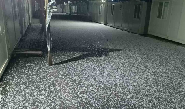 Gölbaşı ilçesinde dolu yağışı