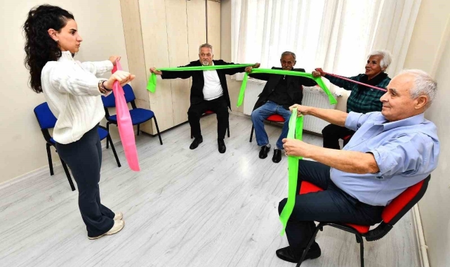 Güzelbahçe Sağlıklı Yaş Alma Merkezi kapılarını açtı