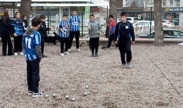 Hem sporda hem okulda başarı