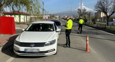 Iğdır'da trafik denetimleri sıklaştırıldı