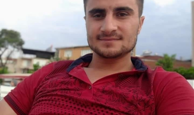 İkinci kattan düşen genç hayata tutunamadı