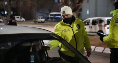 Isparta'da 16 sürücüye idari para cezası