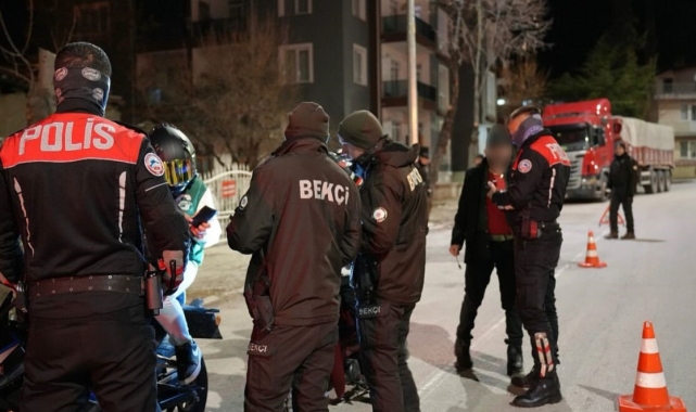Isparta'da bir haftada 41 aranan şahıs yakalandı, 2 bini aşkın sürücüye para cezası kesildi