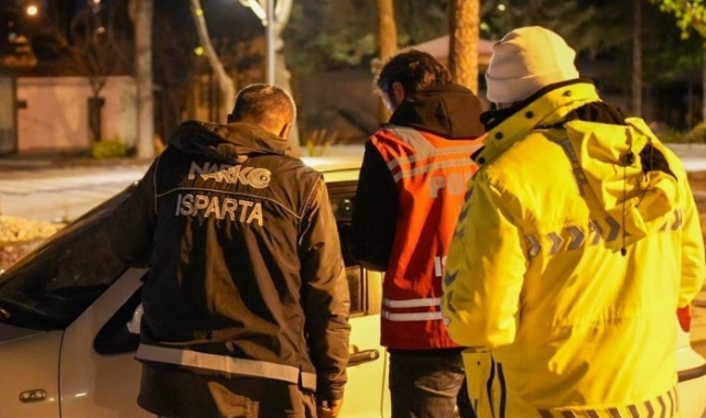 Isparta'da gece uygulamasında 2,5 saatte 41 sürücüye ceza