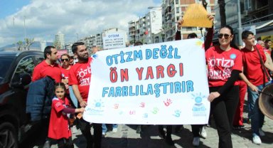 İzmir'de 'Otizm Farkındalık Etkinliği' gerçekleşti