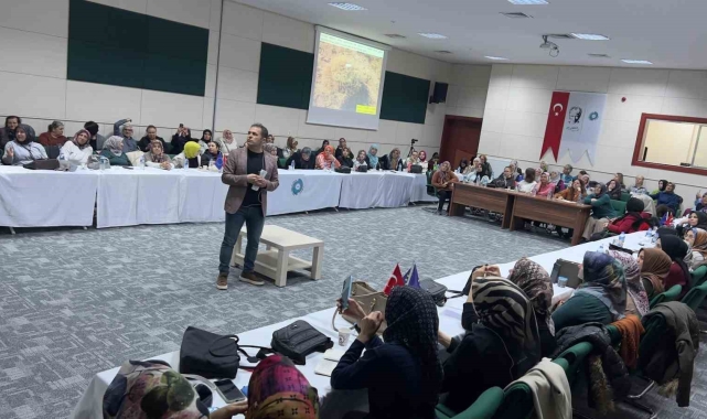Kadınlara Susuz Tarım ve Tıbbi Aromatik Bitki Yetiştiriciliği eğitimi verildi