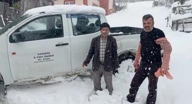 Kapalı köy yollarını açmak için ekipler seferber oldu