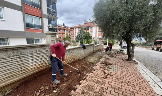 Karacasu Belediyesi ilçe genelindeki çalışmalarını sürdürüyor