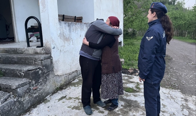 Kayıp engelli genç bulunarak ailesine teslim edildi
