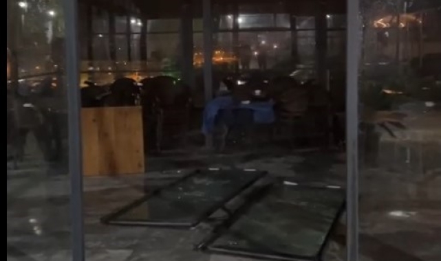 Koçarlı Millet Bahçesi fırtınada zarar gördü