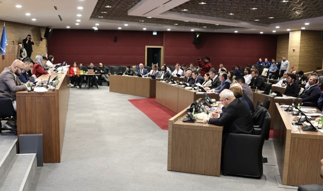 Kütahya Belediye Meclisi'nden ulaşımda indirim kararı