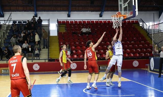 Kütahya Belediyespor, Tire Belediyespor'u mağlup etti