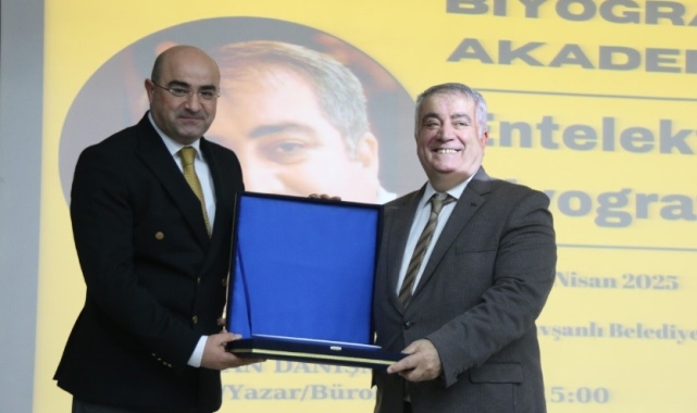 Kütahya'da "Biyografi Akademisi: Entelektüel Biyografi" etkinliği