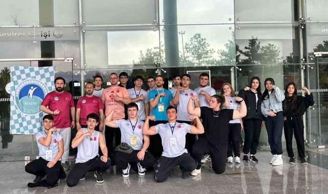 Manisa Diyanet Spor'dan bilek güreşinde 5 madalya