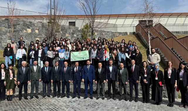 "Maziden Atiye Ahlat" programı yeniden başladı