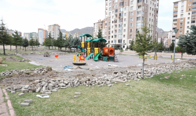 Melikgazi'de Şairler Parkı'nda yapım çalışmaları sürüyor