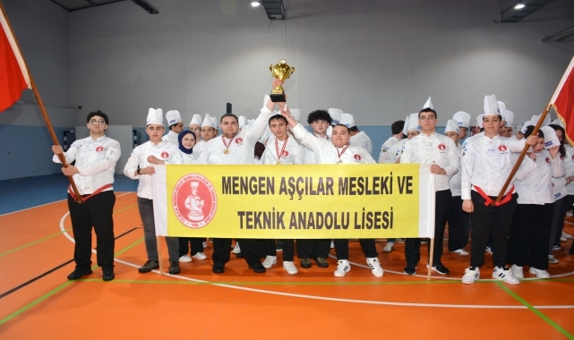 Mengen'de "33. Dönem Kepçe Devir Teslim Töreni" düzenlendi