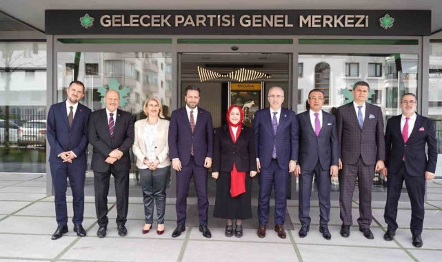 Milletvekili Ün, bayramda siyasi parti temsilcilerini genel merkezde ağırladı