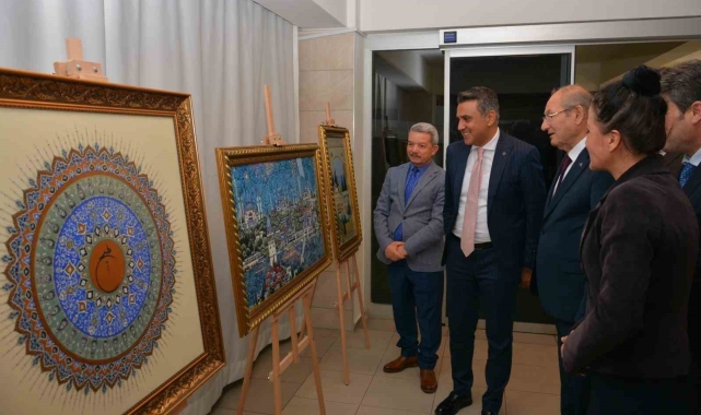 Minyatür eserler beğeni topladı