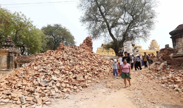 Myanmar'daki depremlerde can kaybı 3 bin 301'e yükseldi