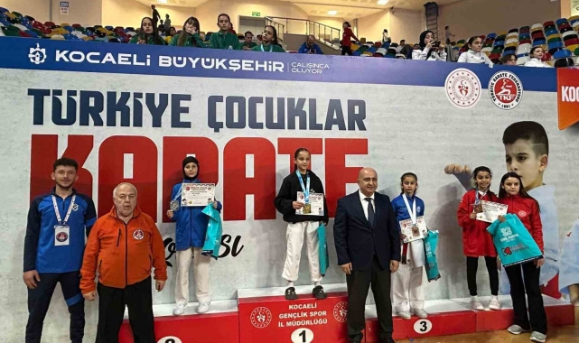 Nisa Eslem Türkiye ikincisi oldu