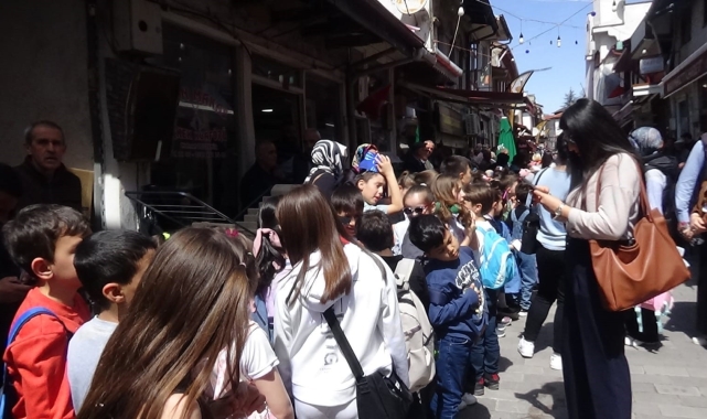 Öğrenciler ahilik geleneğini yaşayarak öğrendi