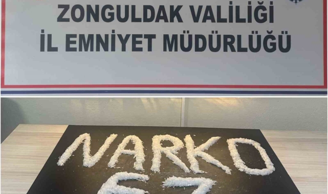 Polisin durdurduğu araçtan uyuşturucu çıktı; 2 şüpheli gözaltında