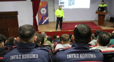 Polisten Ceza İnfaz Koruma Amir ve Memurlarına seminer