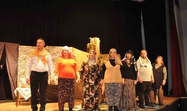 Ruh Sağlığı hastalarından tiyatro performansı