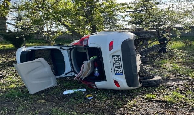 Samsun'da devrilen otomobilin sürücüsü aranıyor