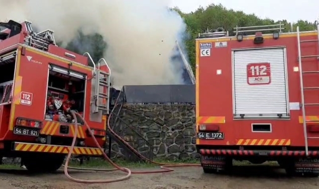 Sapanca'da bungalov alev topuna döndü