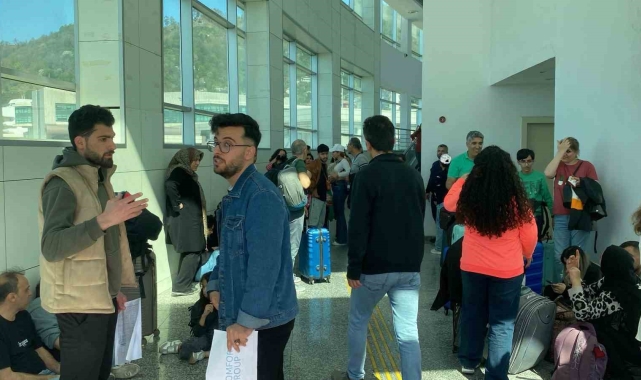 Sarp sınır kapısında bayram yoğunluğu