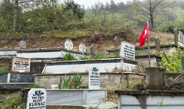 Şehit Zafer Kurnaz, Alaçam'da kabri başında anıldı