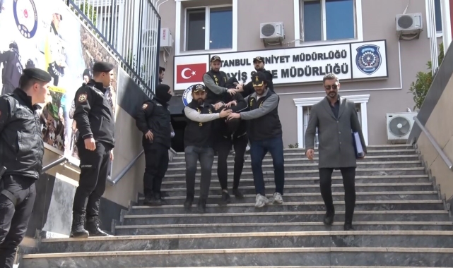 Şişli'de 2 kişinin öldürüldüğü olayın şüphelileri adliyeye sevk edildi