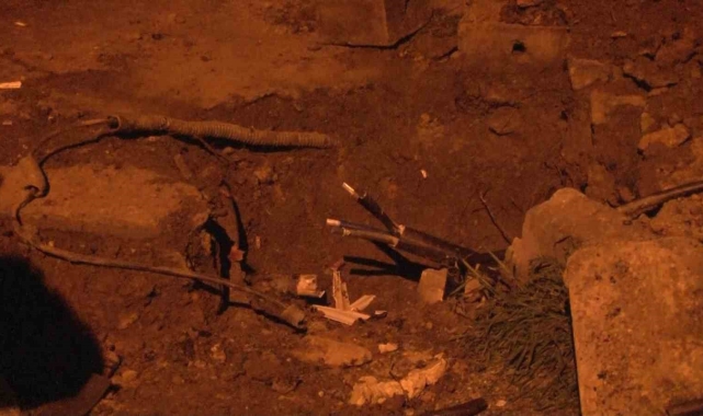 Şişli&#039;de elektrik kablolarında meydana gelen patlamalar vatandaşları isyan ettirdi