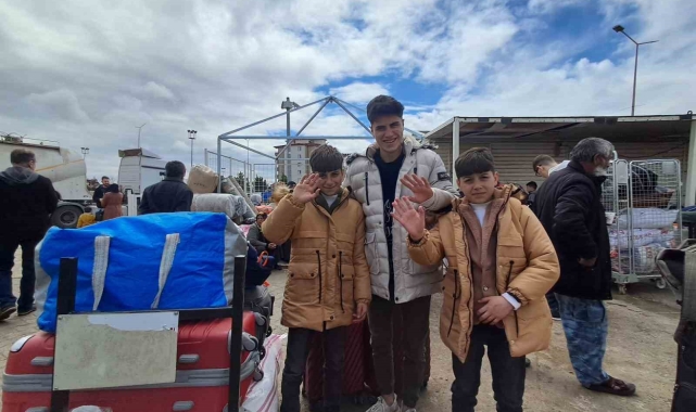 Suriyeliler bayram sonrası ülkelerine dönmeye devam ediyor