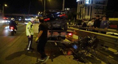 Takla atan aracın açılan kapısından fırlayan genç sürücü hayatını kaybetti