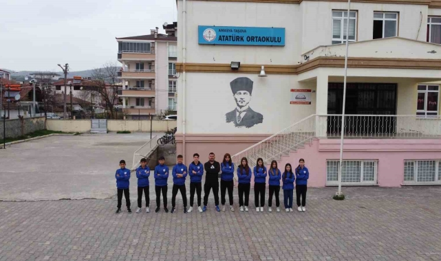 Taşova'da spor salonu bulunmayan okul 11 yıldır şampiyon