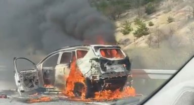 TEM Otoyolu'nda cip alev alev yandı