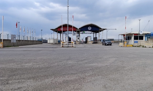 Tır sürücüsünü bıçaklayarak öldüren gemi personeli tutuklandı