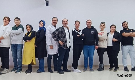 “Tiyatro Organik” yeni oyunuyla sahneye çıkıyor