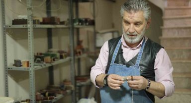 Tornacılığı bıraktı tespih ustası oldu