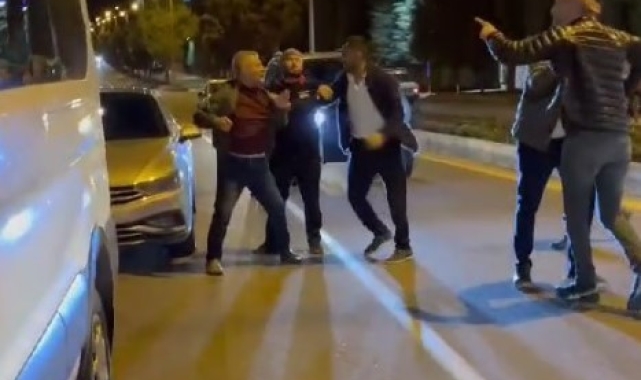 Trafikte 'yol vermedin' kavgası