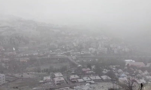 Tunceli'de nisan ayında kar sürprizi
