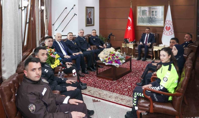 Vali Hacıbektaşoğlu, Sinan Ergen ve heyetini kabul etti