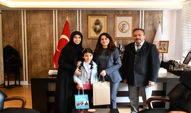 Yağlıdere'de en çok kitap okuyan öğrenciler ödüllendirildi