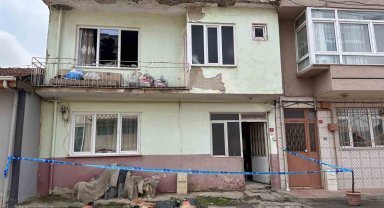 Yangında hayatını kaybeden kardeşler gözyaşlarıyla toprağa verildi